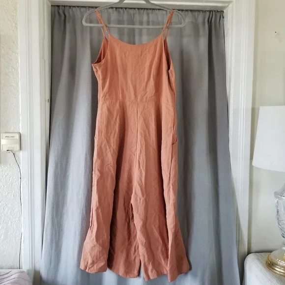 Everly | Cropped Jumpsuit - Picture 2 of 9